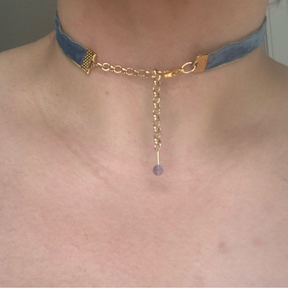 Velvet Floral Heart Choker Necklace - Picture 3 of 6